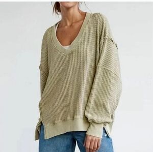 American Eagle Outfitters XL SERIOUSLY lived In  Over Sized Waffle Knit Sweater